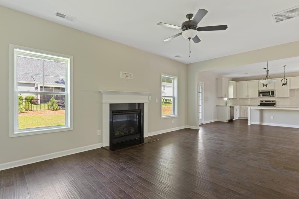 4br New Home in Spring Lake, NC