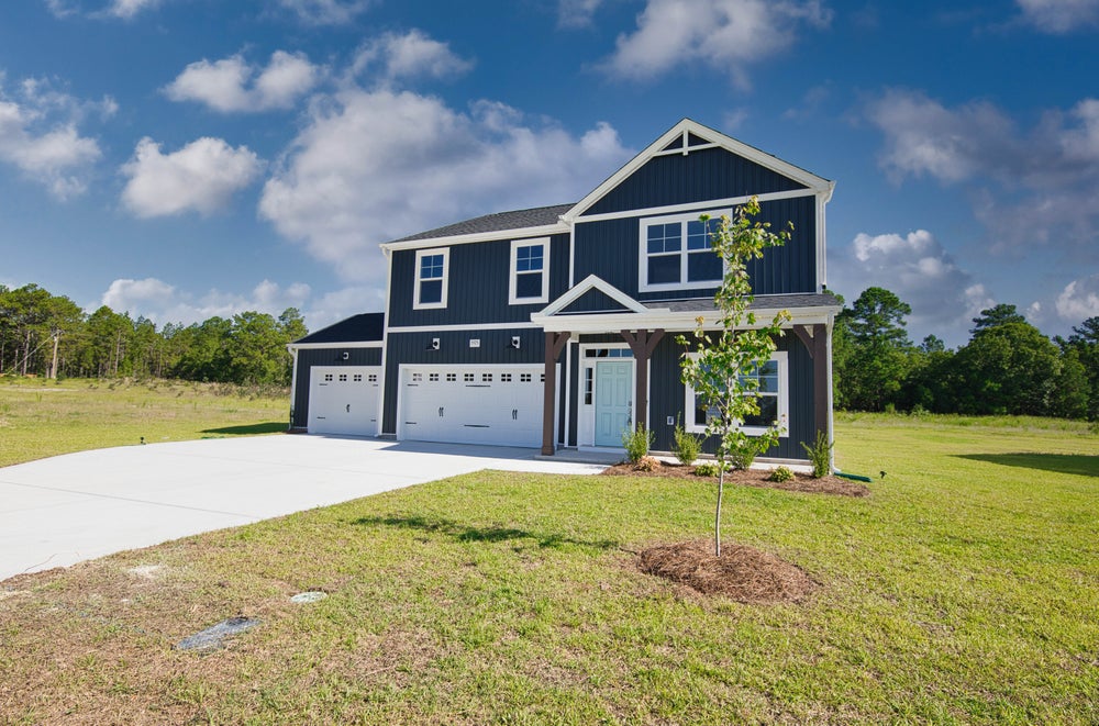 Elevation FH with 3-Car Garage. 2,642sf New Home in Aberdeen, NC